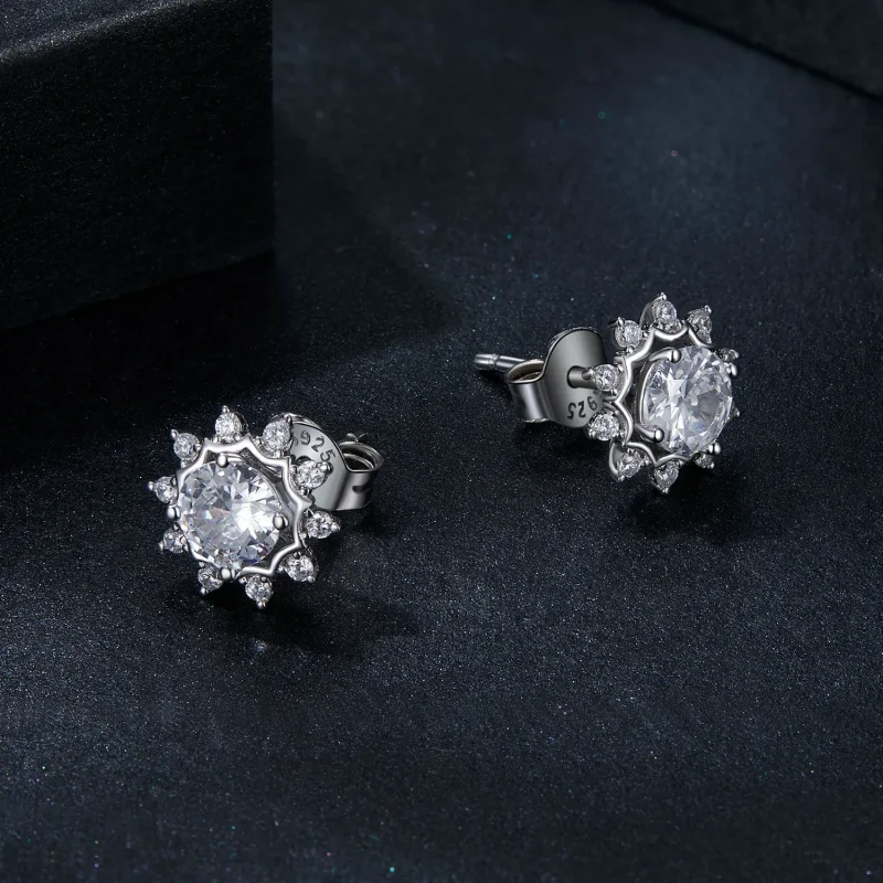 (bilde for) PANDORA Style Brilliant Beauty 0,5 karat Moissanite øredobber (to sertifikater) - Vis 3