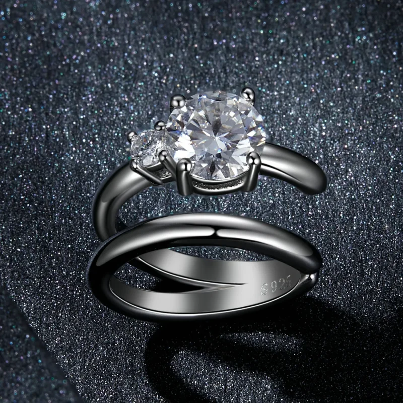 (bilde for) PANDORA Style Dobbel Moissanite-øremansjett (med ett sertifikat) - MSE058 - Vis 2