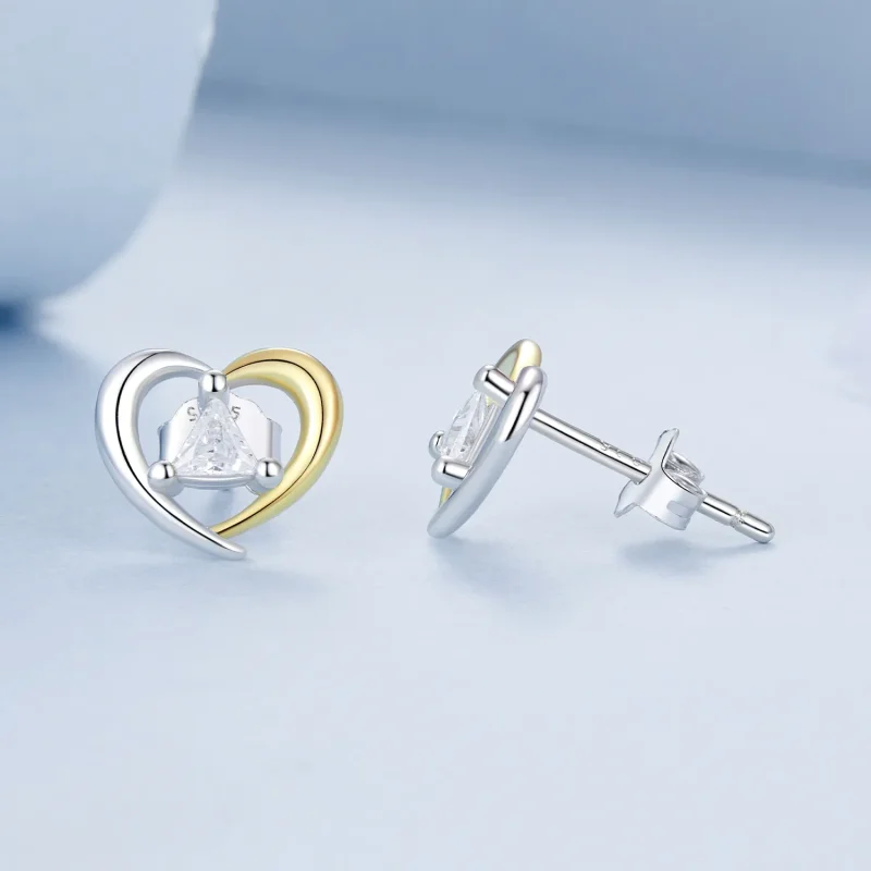 (bilde for) PANDORA Style Tofarget hjerteøredobber - BSE1027 - Vis 4