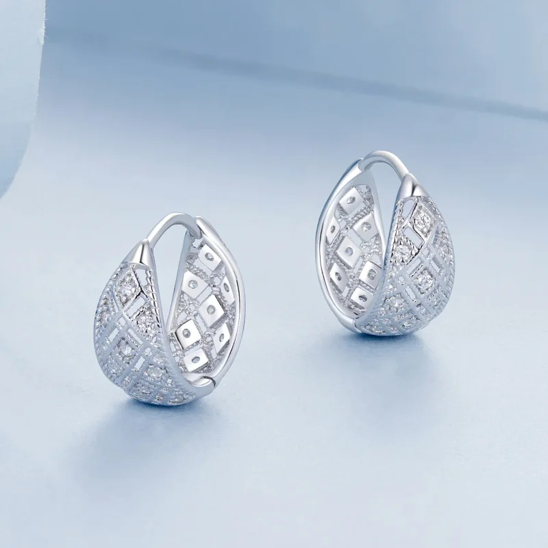 (bilde for) PANDORA Style Vintage blonderøredobber - BSE1035 - Vis 3