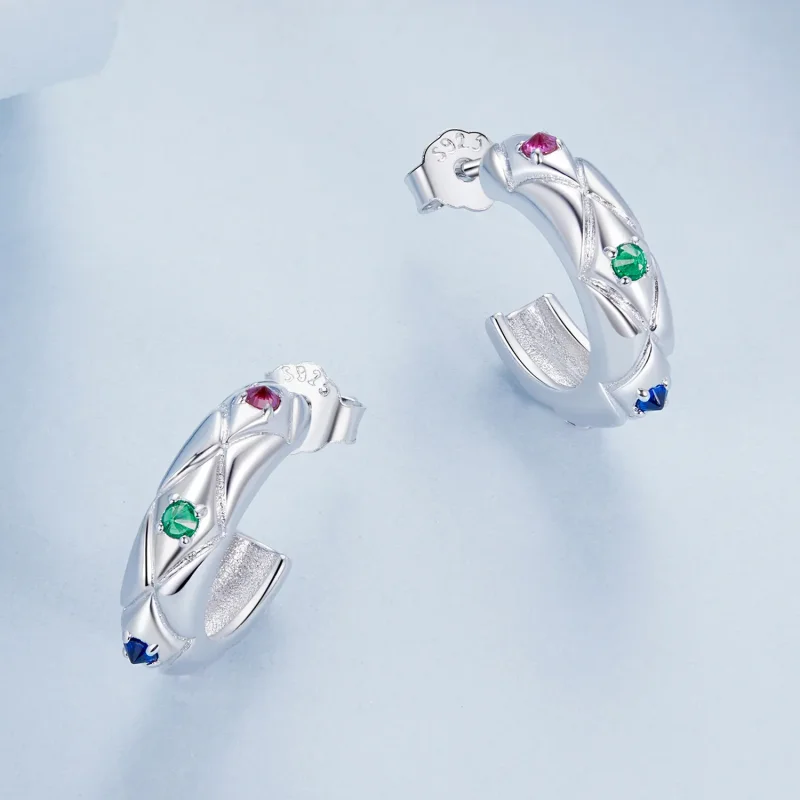 (bilde for) PANDORA Style Vintage øredobber med diamantmønster - BSE1032 - Vis 3