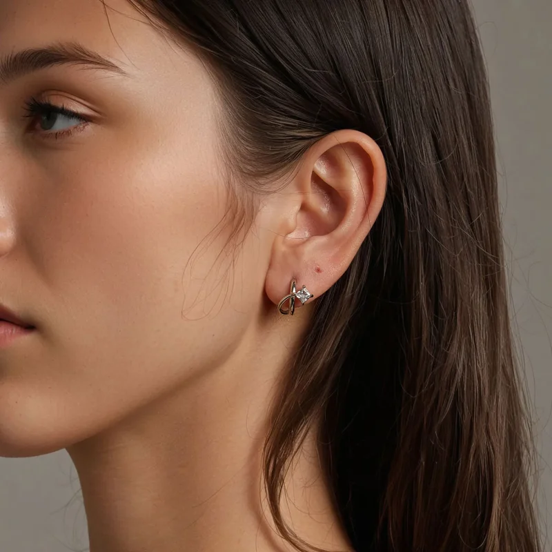 (bilde for) PANDORA Style Firkantede zirkonium dobbeltlags øreklips - BSE1052 - Vis 8