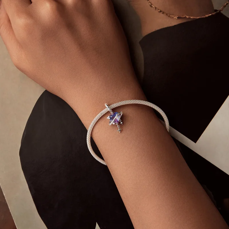 (bilde for) PANDORA Style Lilla og rosa anheng med gradient stjernehimmel - SCC2825 - Vis 5