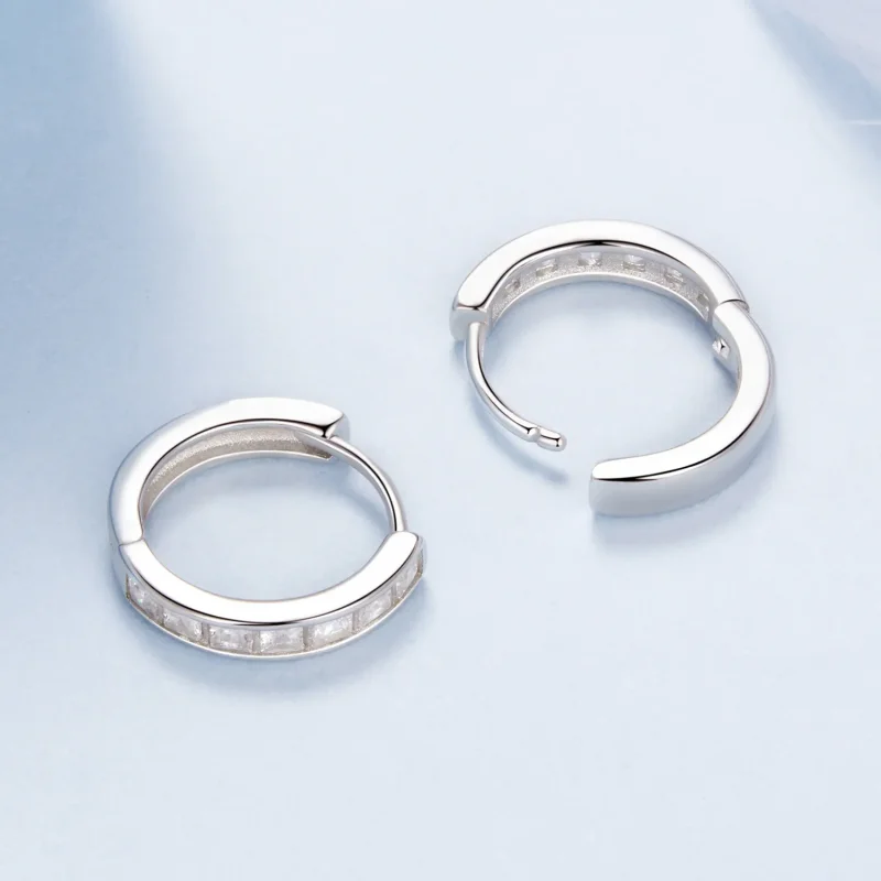 (bilde for) PANDORA Style Princess Square glitrende øredobber - BSE1102 - Vis 3