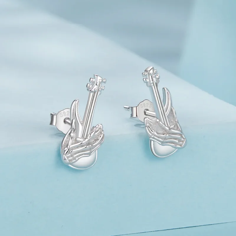 (bilde for) PANDORA Style Skeleton Hand Bass øredobber - SCE1806 - Vis 2