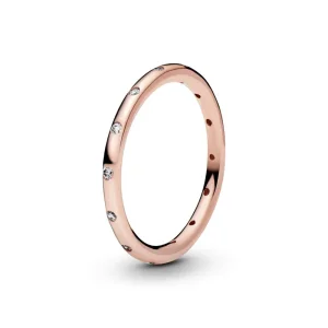(bilde for) Pandora Enkel Funklende Båndring - 180945CZ