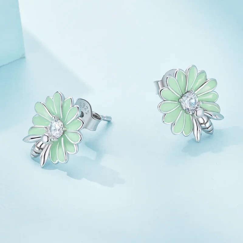 (bilde for) Pandora Style Daisy Bee Stud øredobber - SCE1598 - Vis 4