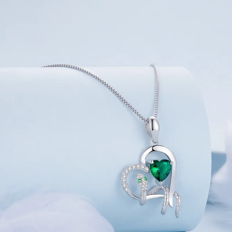 (bilde for) Pandora Style Halskjede med utsøkt Snake Winding Heart Shape - BSN327 - Vis 2