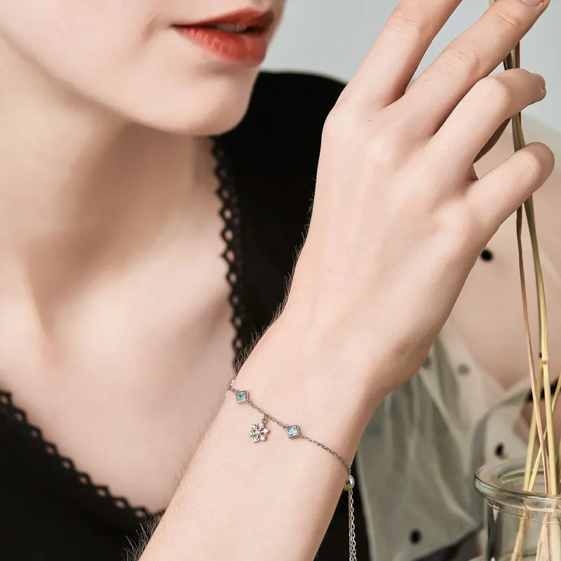 (bilde for) Pandora Style Silver Dancing Snowflake armbånd - BSB001 - Vis 6