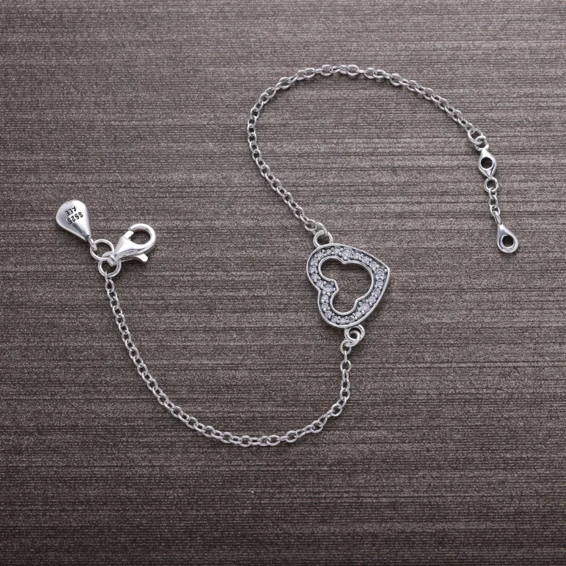 (bilde for) Disney heart silver bracelet with cubic zirconia and cut-out Mickey silhouette - - Vis 2