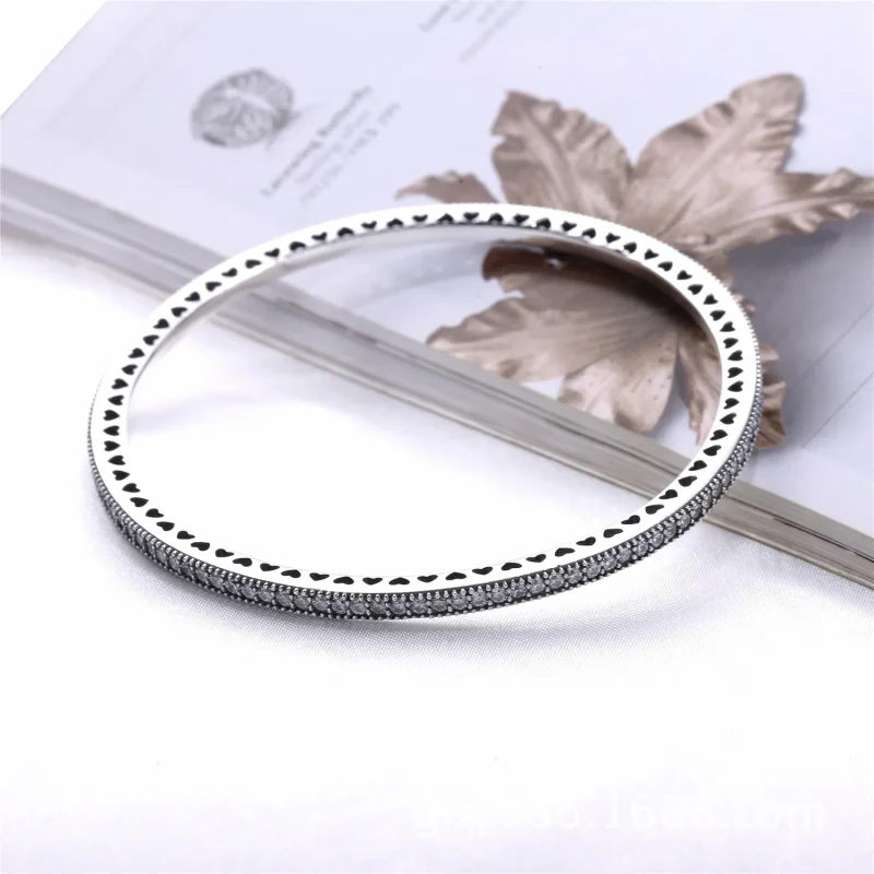 (bilde for) Pandora Blinkende Forever Bangle - 590511CZ - Vis 3