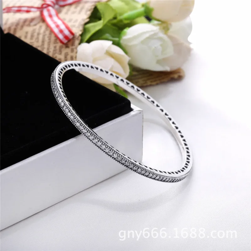 (bilde for) Pandora Blinkende Forever Bangle - 590511CZ - Vis 4