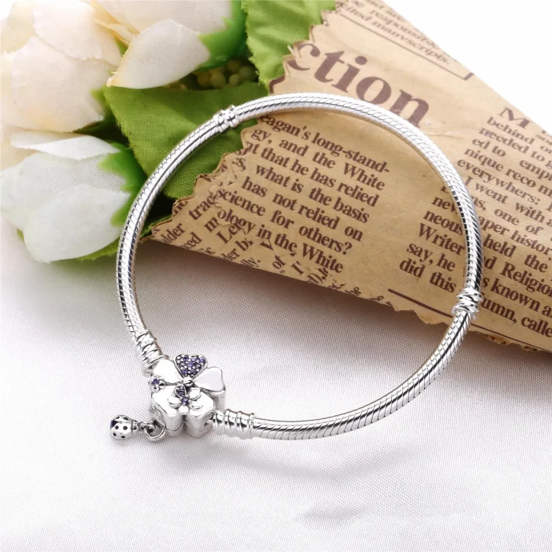 (bilde for) Pandora Moments Silver Bracelet, Wildflower Meadow Clasp - 597124NLC - Vis 3
