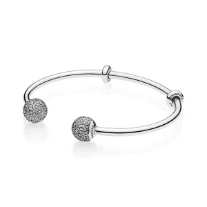 (bilde for) Pandora Moments Silver Open Bangle, Pavé Caps - 596438CZ