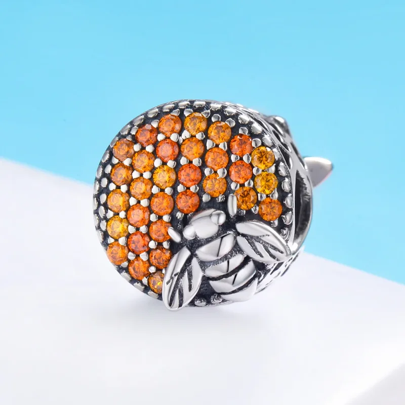 (bilde for) Pandora Style Silver Bee House Charm - SCC654 - Vis 3