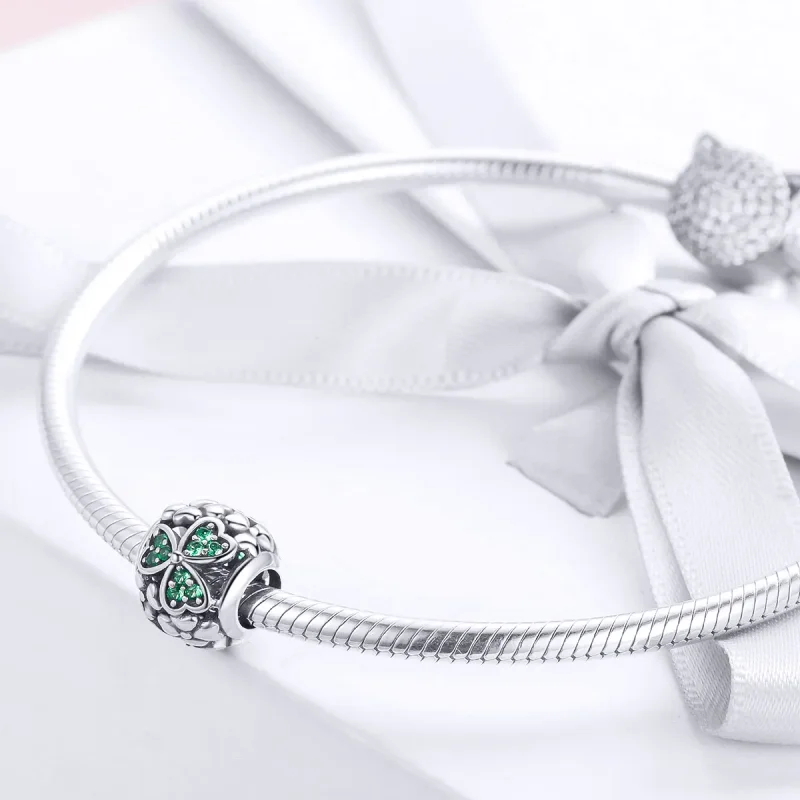 (bilde for) Pandora Style Silver Green Clover Charm - SCC964 - Vis 3