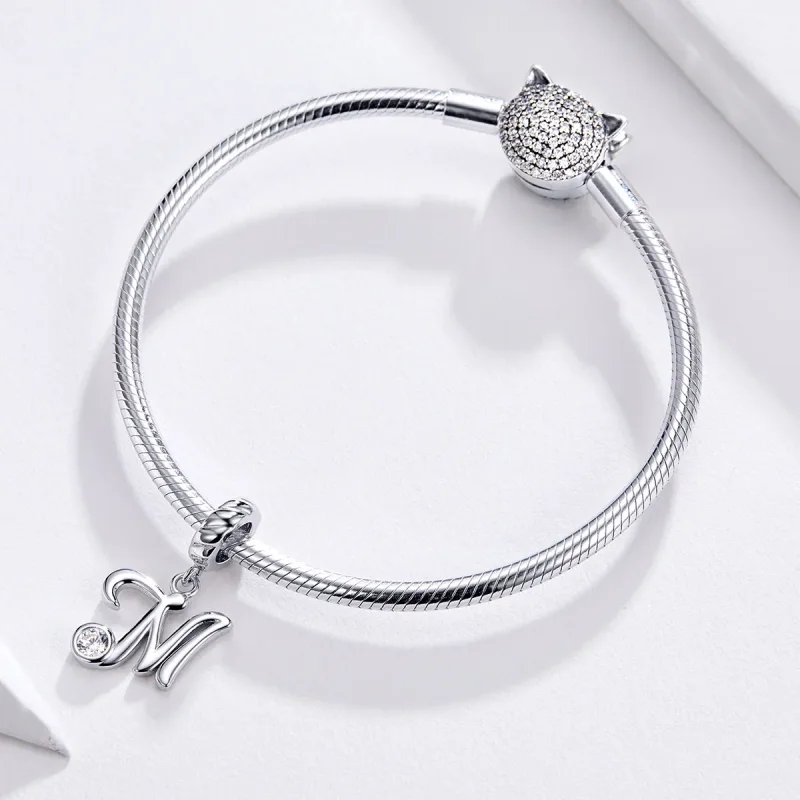 (bilde for) Pandora Style Silver Letter M Dangle - SCC1183-M - Vis 2