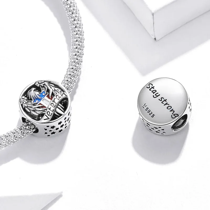 (bilde for) Pandora Style Silver Veteran Charm - SCC1885 - Vis 4