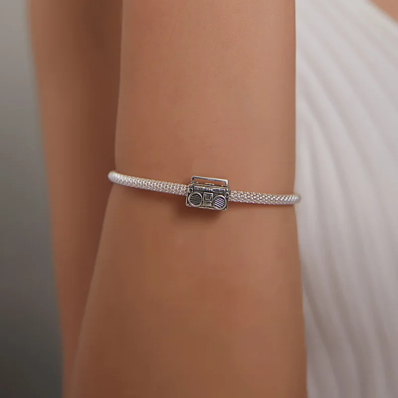 (bilde for) Pandora Style Silver Vintage Radio Charm - SCC1873 - Vis 5