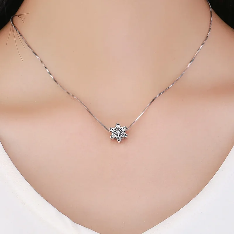 (bilde for) Pandora Style Sølv Glitrende Snowflake Charm - SCC719 - Vis 5