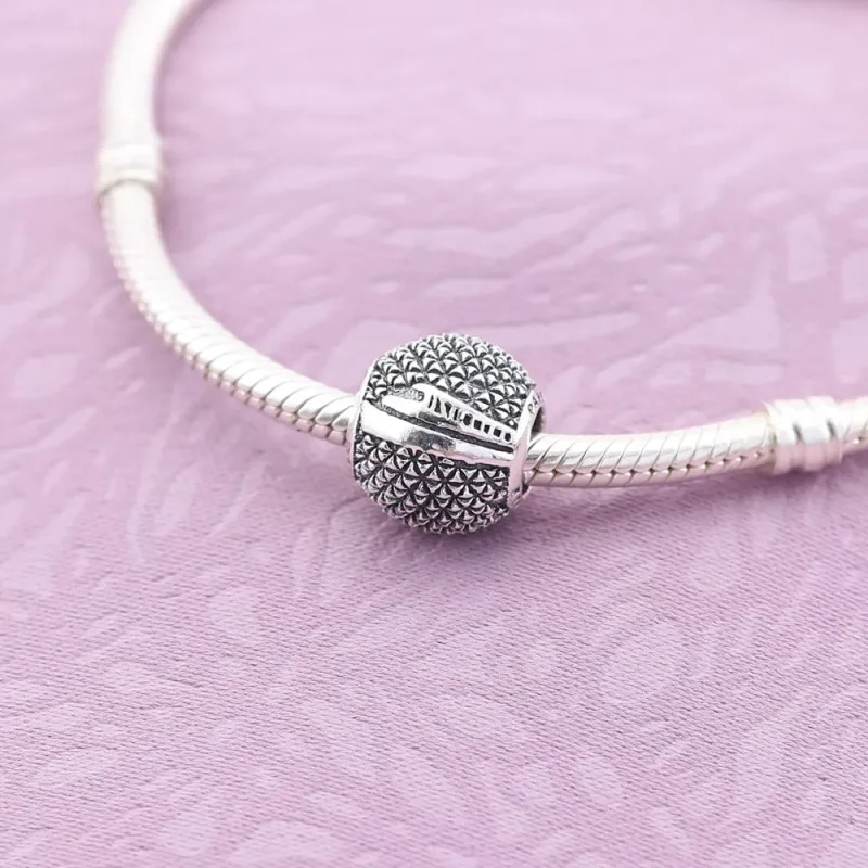 (bilde for) Disney Epcot "Spaceship Earth" sjarm - PANDORA - Vis 2