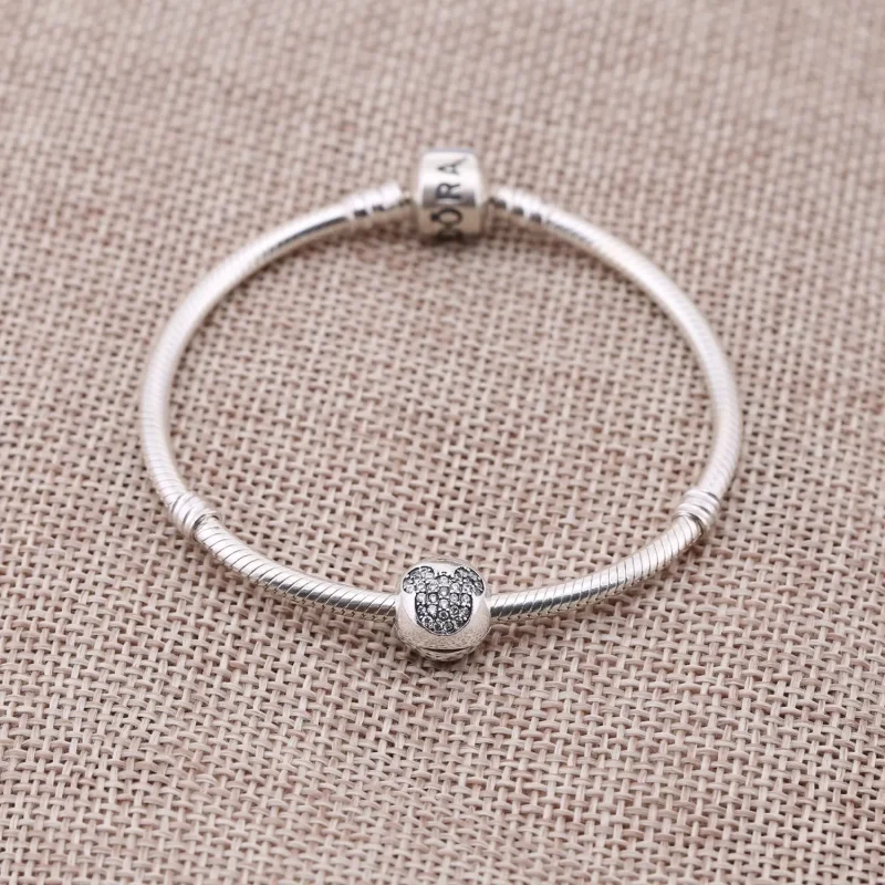 (bilde for) Disney, Mickey Pavé Clip Charm - PANDORA - Vis 2
