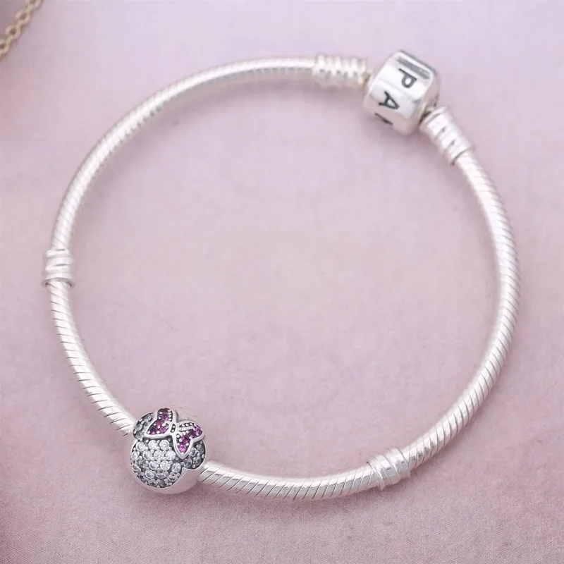 (bilde for) Disney, Minnie Pavé Clip Charm - PANDORA - Vis 2