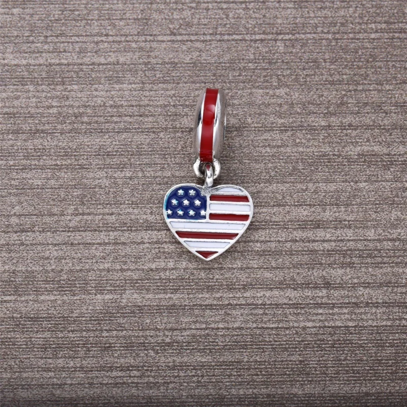 (bilde for) Pandora Amerikansk flagg hengende charm - 791548ENMX - Vis 2