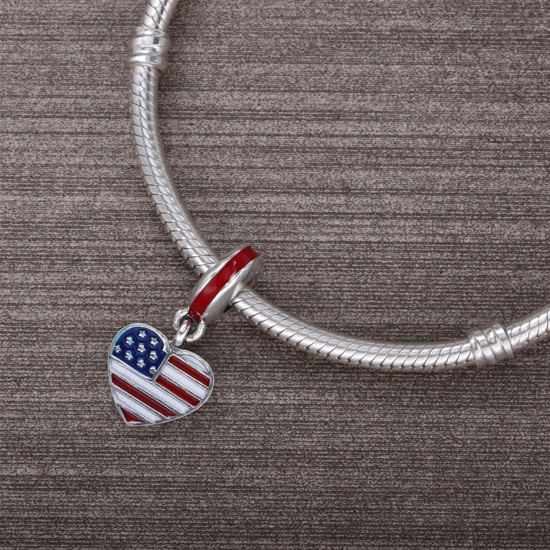 (bilde for) Pandora Amerikansk flagg hengende charm - 791548ENMX - Vis 4