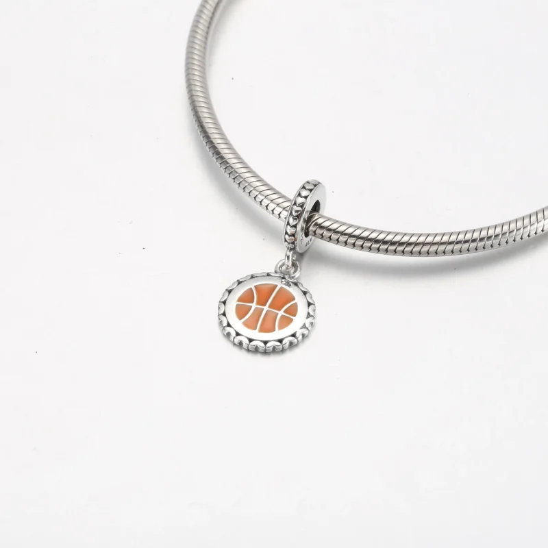 (bilde for) PANDORA Basketball Dingle Charm, Blandet emalje - ENG792018_18 - Vis 4