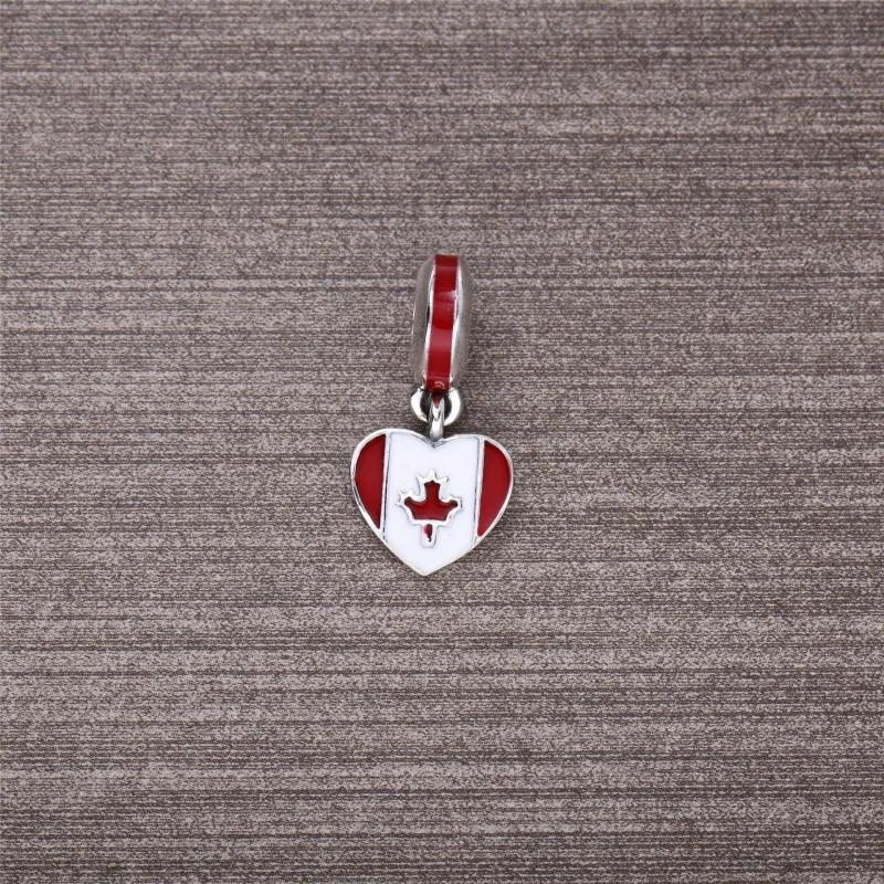 (bilde for) PANDORA Canada Heart Flag Dingle Charm, Rød hvit emalje - 791954ENMX - Vis 2