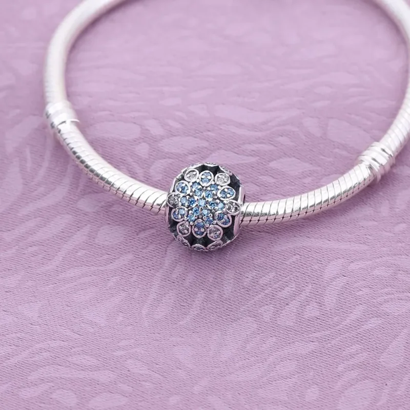 (bilde for) Pandora Crystallised Snowflake Charm - 791760NBLMX - Vis 2