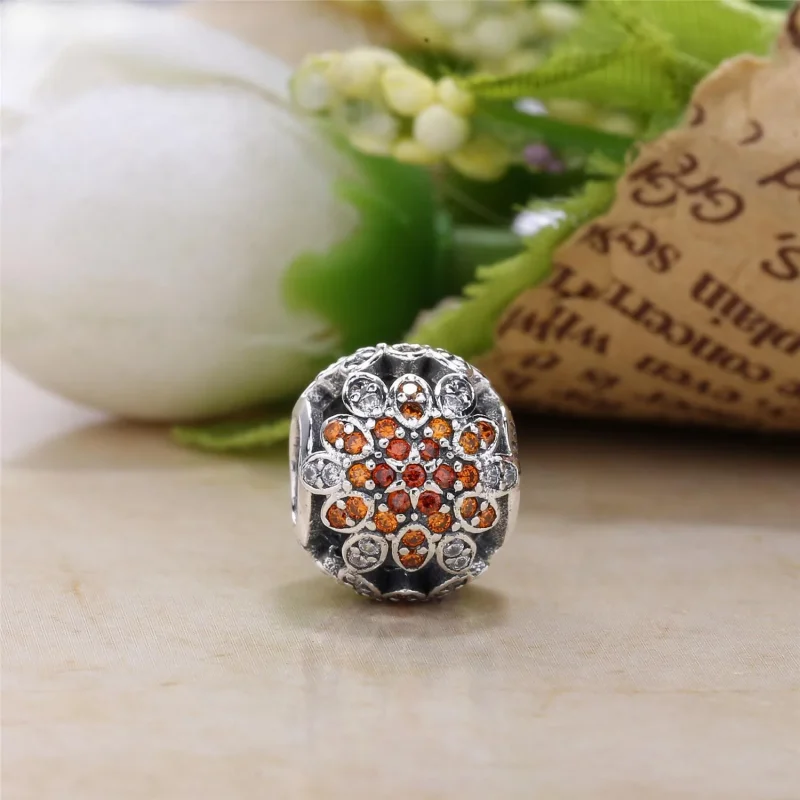 (bilde for) Pandora Crystallised Snowflake Charm - 791760NBLMX - Vis 4