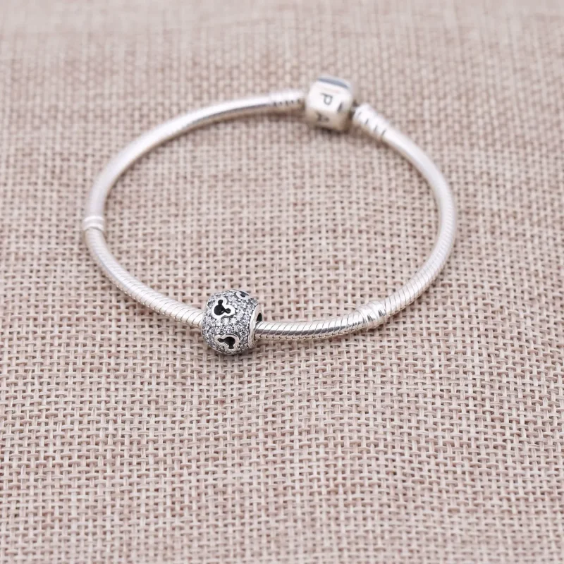 (bilde for) Pandora Disney abstract pave silver charm with cubic zirconia and cut-out Mickey - Vis 2