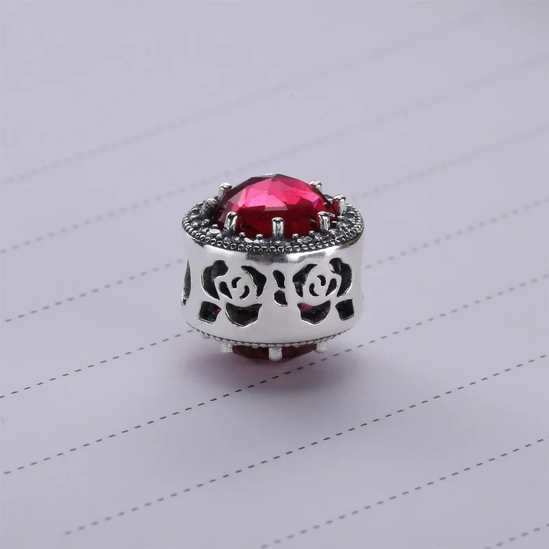 (bilde for) PANDORA Disney Belle's Radiant Rose Cerise Crystals Cu Charm - 792140ncc - Vis 2