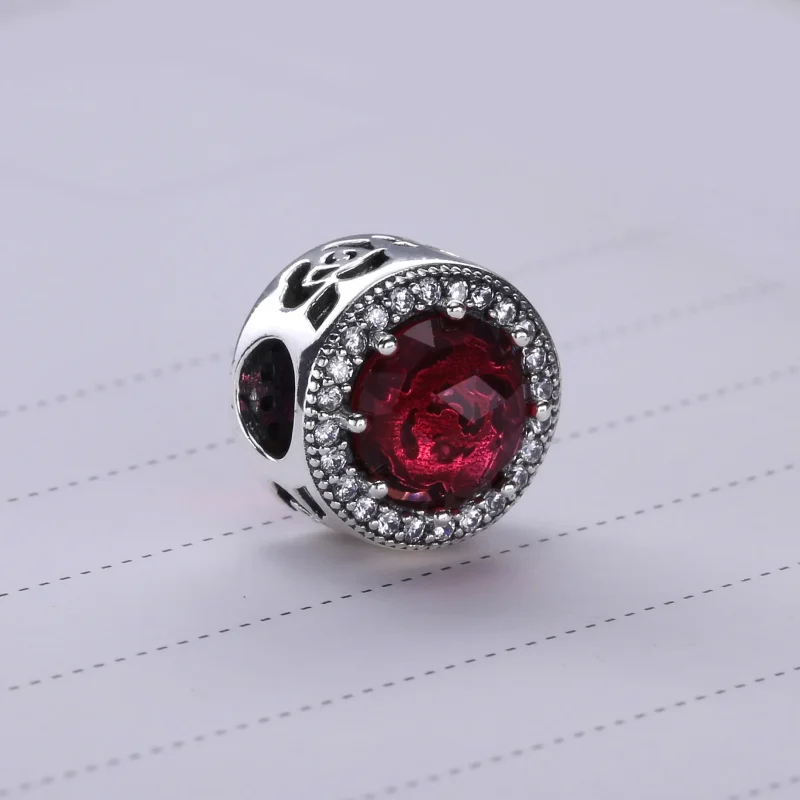 (bilde for) PANDORA Disney Belle's Radiant Rose Cerise Crystals Cu Charm - 792140ncc - Vis 3
