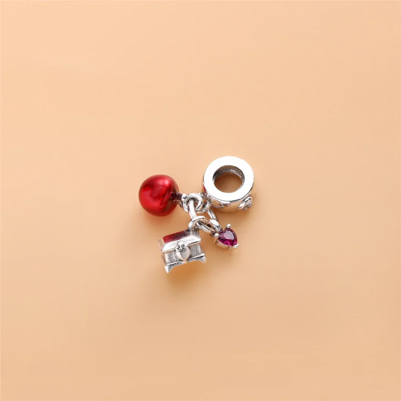 (bilde for) Pandora Disney Snow White sølv dingler med rød og klar cubic zirconia, lysegrønn - Vis 3