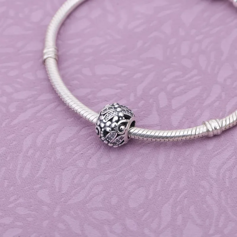 (bilde for) Pandora Dragonfly Meadow Openwork Charm - 791733CZ - Vis 2
