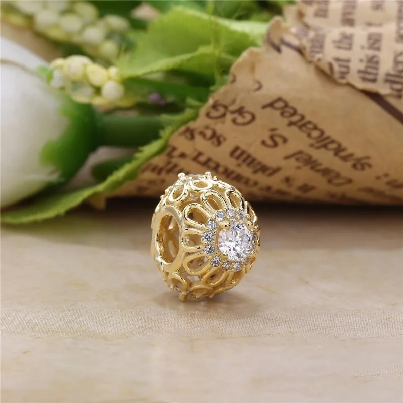 (bilde for) Pandora Floral Brilliance Openwork Charm - 750836CZ - Vis 2