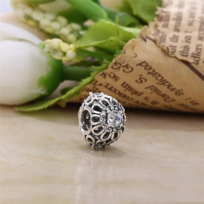 (bilde for) Pandora Floral Brilliance Openwork Charm - 750836CZ - Vis 3