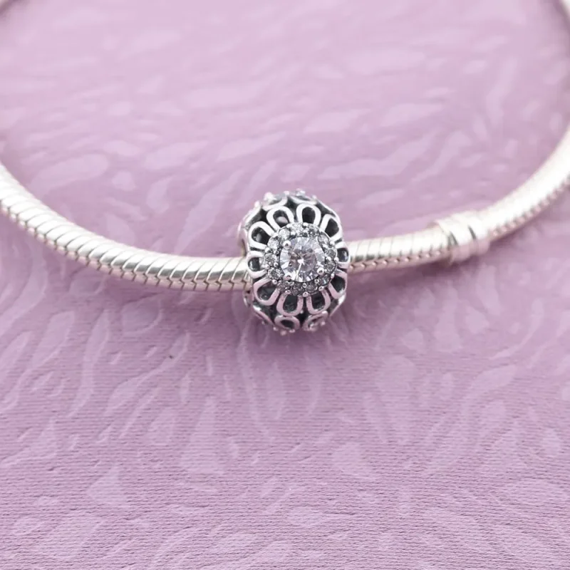(bilde for) Pandora Floral Brilliance Openwork Charm - 791260CZ - Vis 2