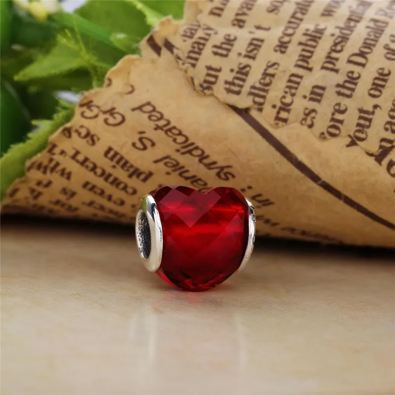 (bilde for) Pandora Fuchsia Shape of Love Charm - 796563NFR - Vis 3