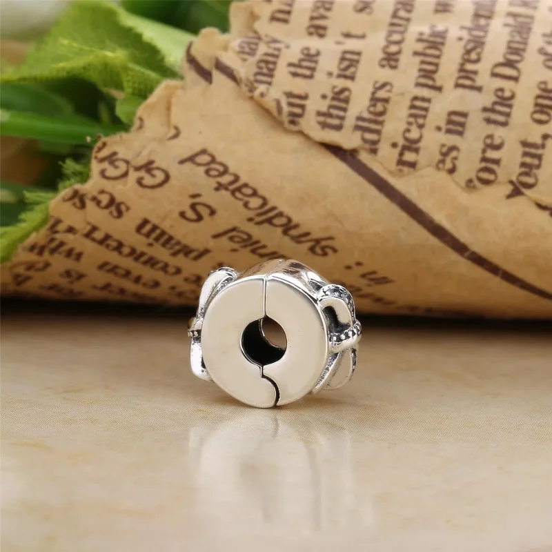 (bilde for) Pandora Funklende Sløyfe Klemmecharm - 797304CZ - Vis 3