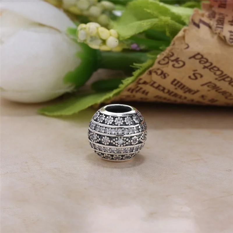 (bilde for) PANDORA glitrende former Clear CZ Charm - 796243cz - Vis 3