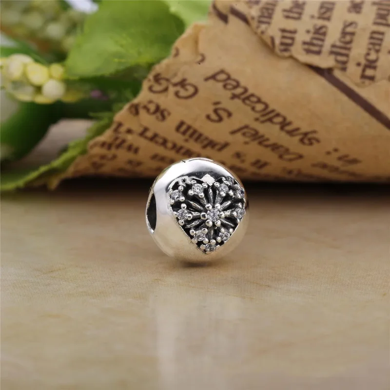 (bilde for) PANDORA Heart of Winter Clip, klar CZ - 796388CZ - Vis 2