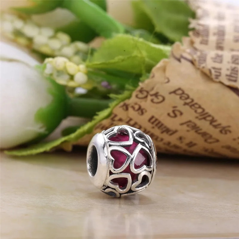 (bilde for) Pandora Heart silver charm with faceted cerise crystal - 792036NCC - Vis 2