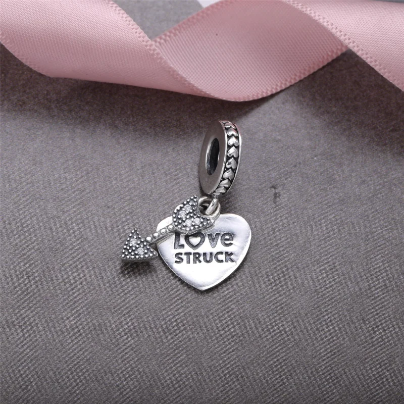 (bilde for) Pandora Hjerte og pil sølv dingler med klare cubic zirconia - 792041CZ - Vis 2