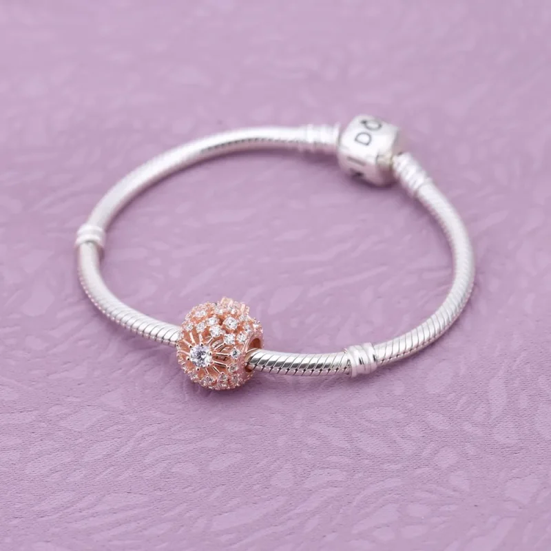 (bilde for) Pandora Inner Radiance Openwork Charm - 781370CZ - Vis 2