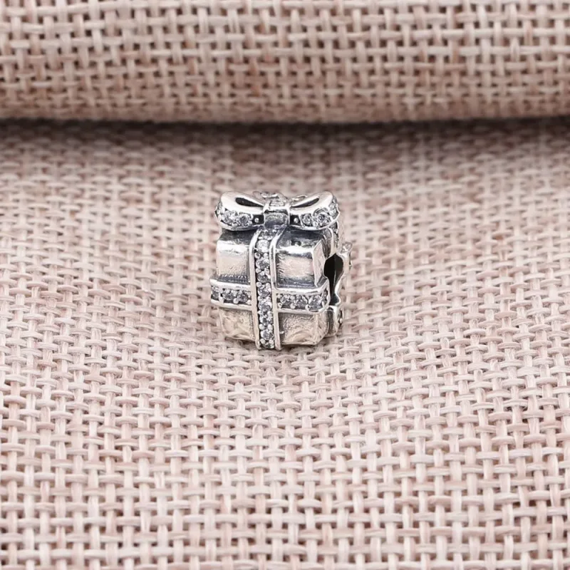 (bilde for) Pandora Innpakket, openwork Charm - 791766CZ - Vis 2