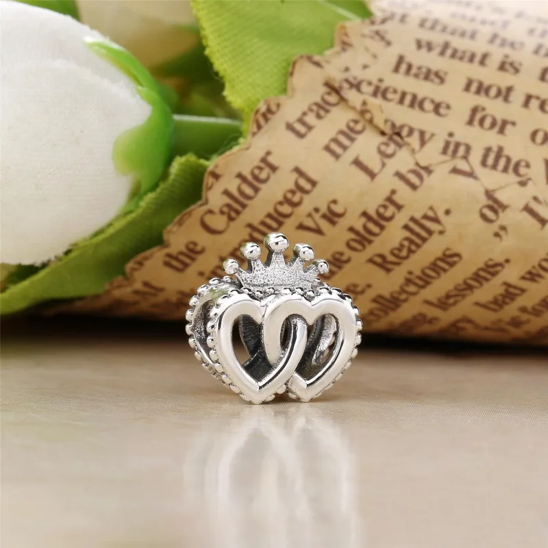 (bilde for) Pandora Interlocked crowned hearts silver charm - 797670 - Vis 2